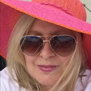 Meet your Posher, Dawn